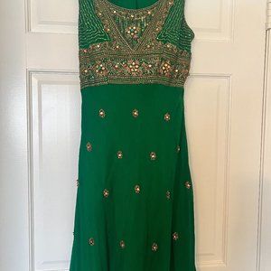 Beautiful hunter green  Indian suit- like new